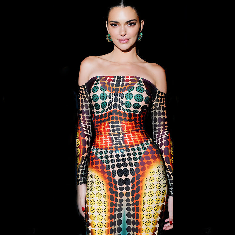 Long-sleeved off-shoulder printed fitted dress