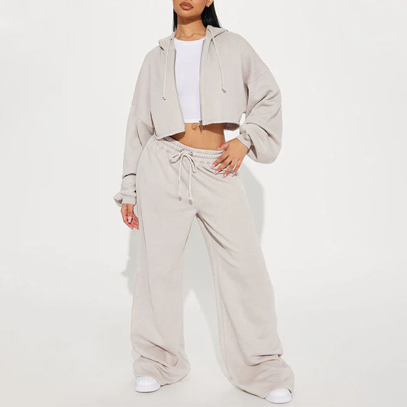 Loose-fit casual hoodie and sweatpants set