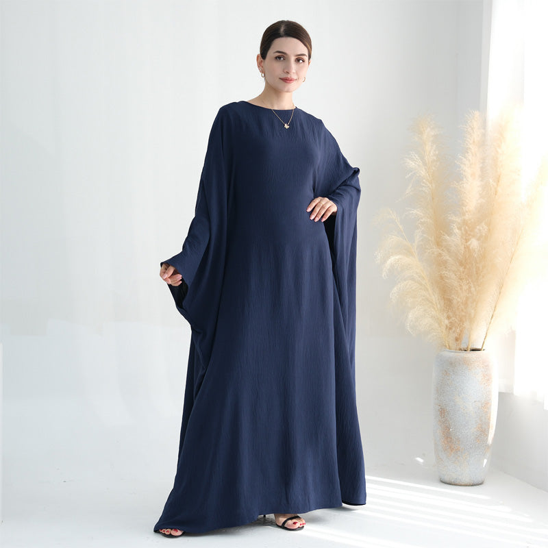 Loose and elegant batwing sleeve robe