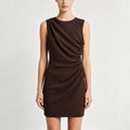 Round-neck sleeveless pleated dress