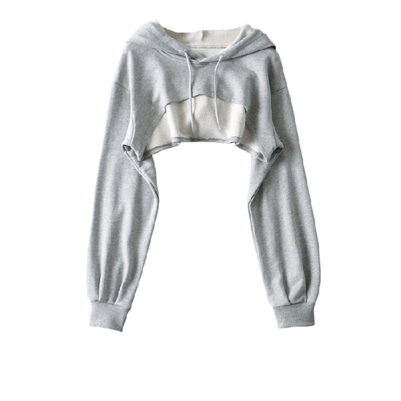 Street-style long-sleeve asymmetrical cropped top