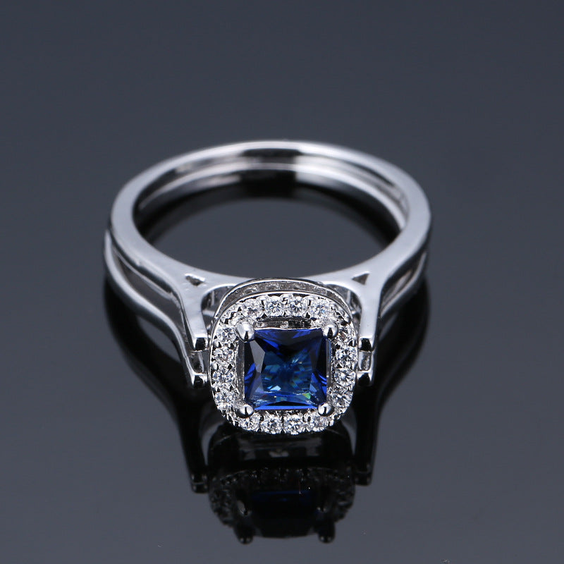 Double-ring square main stone ring