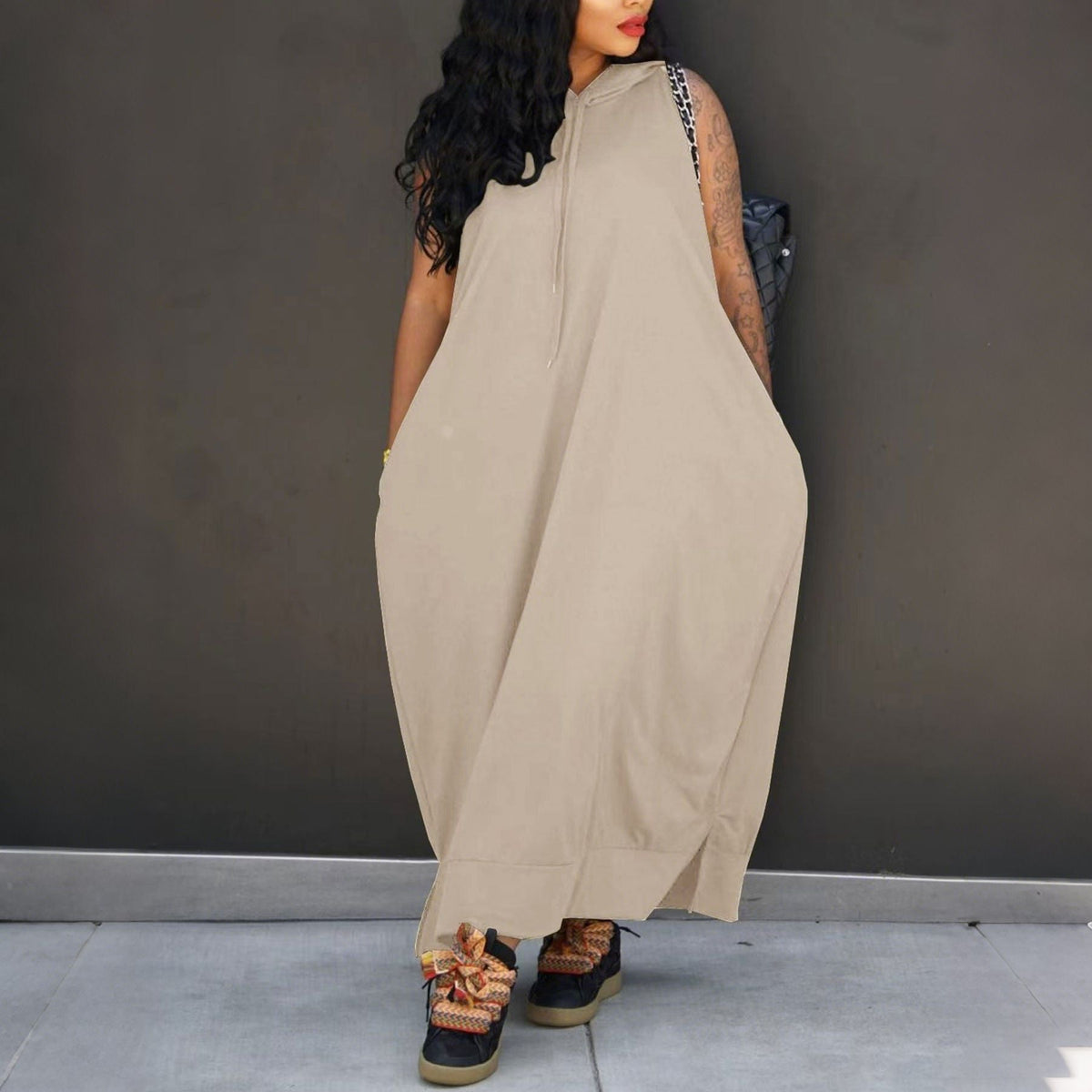Sleeveless hooded loose-fitting dress
