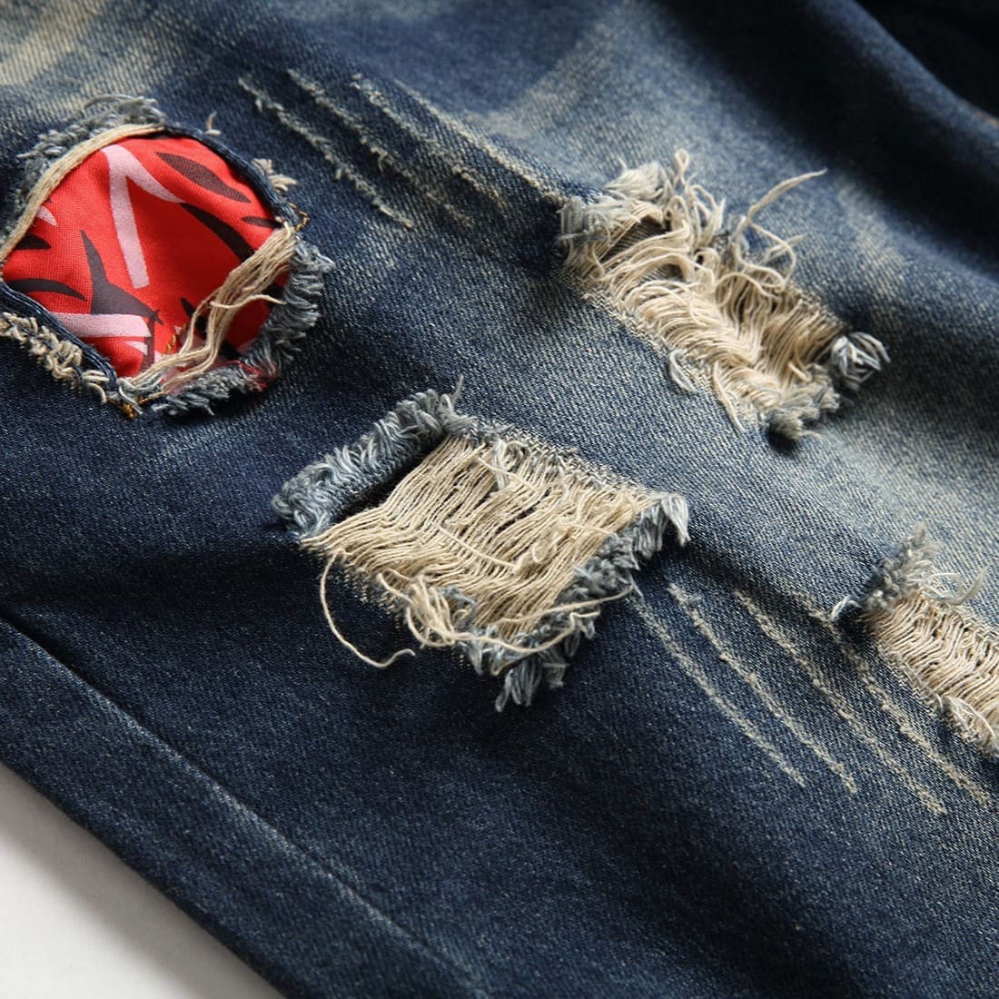 Retro punk ripped five-point straight leg denim shorts