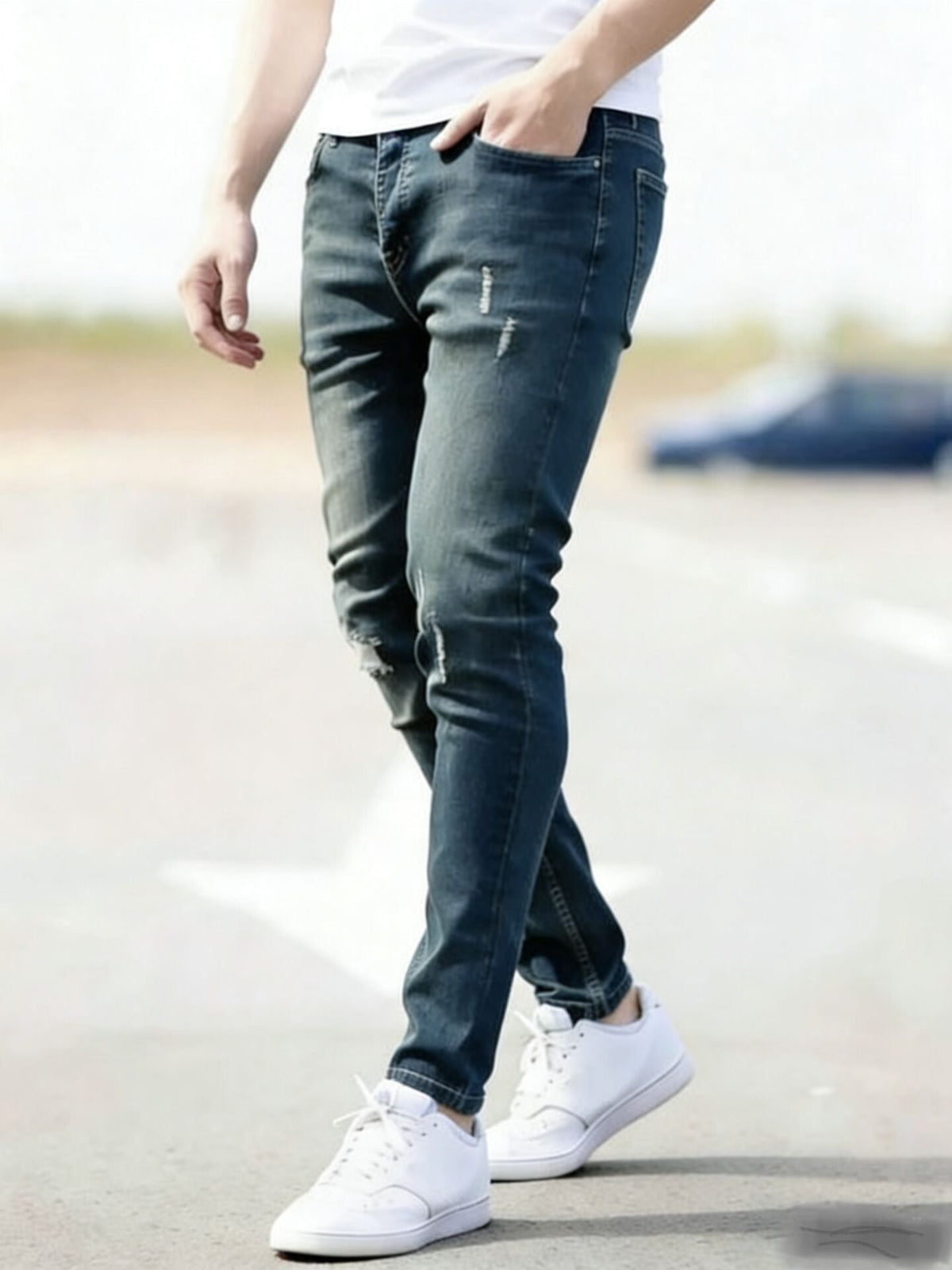 Men's skinny ripped jeans with stretch